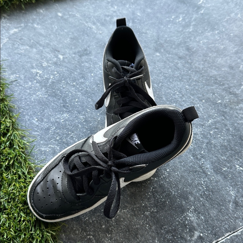 Nike Kids Black and White Sneakers